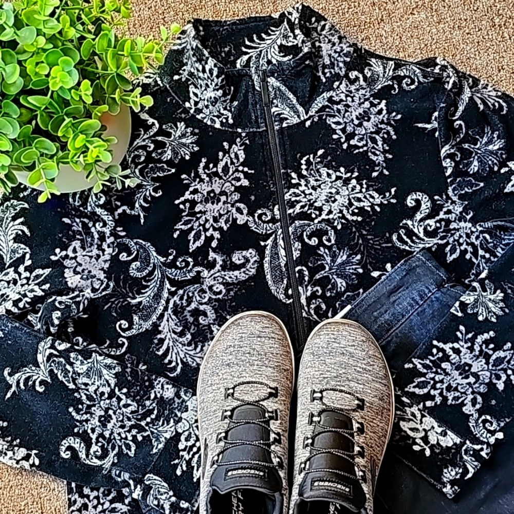 Basic Editions Zip Up - Picture 15 of 15